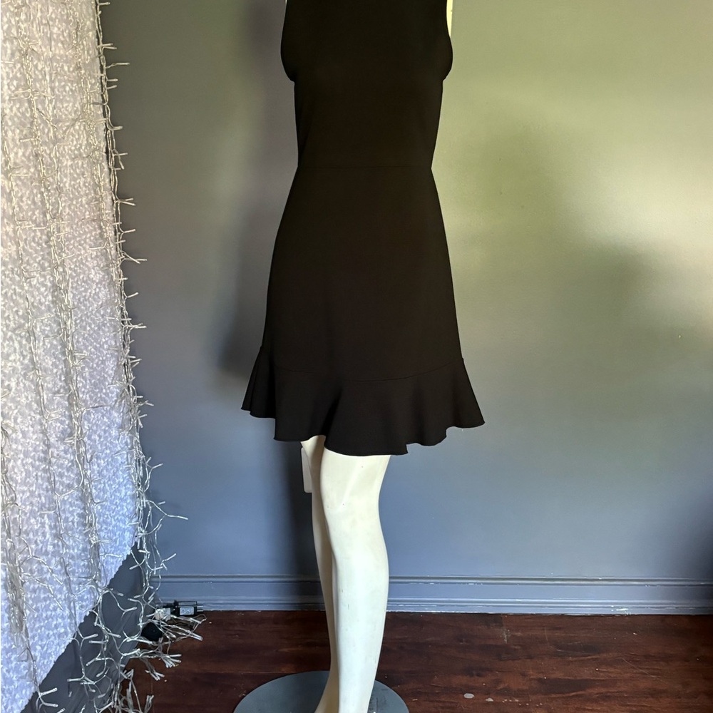 Elegant Black Sleeveless Dress